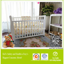 Children Furniture of Baby Crib with Solid Wood